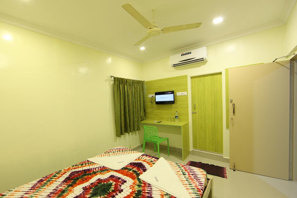 Pearl Guest House チェンナイ 部屋 写真