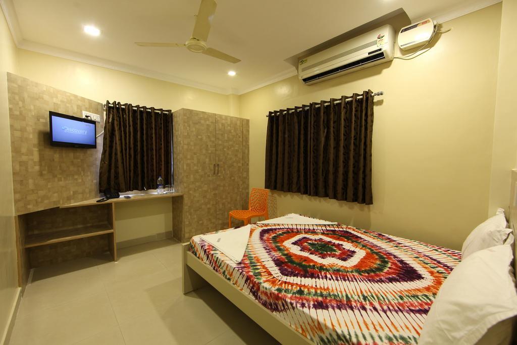 Pearl Guest House チェンナイ 部屋 写真